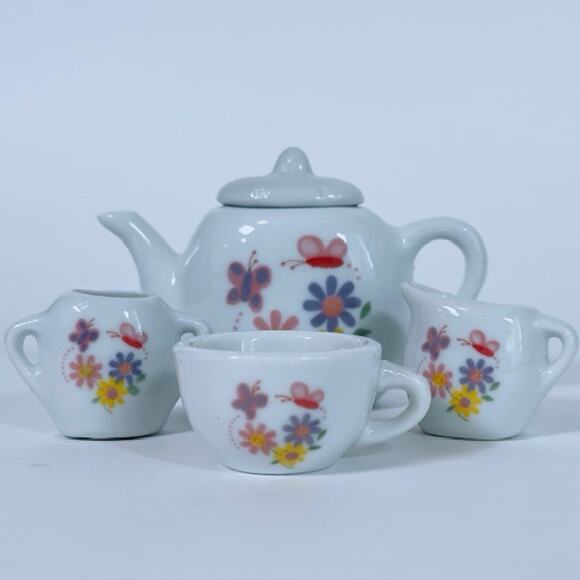 Spielmaus Mini Porcelain Child's Tea Set set of 5 Toy China, Butterfly Flowers - Picture 1 of 9